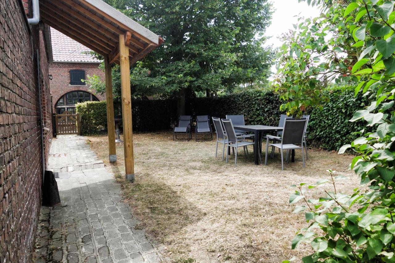 Gite Rural Les Petites Tetes Leuze-en-Hainaut Buitenkant foto